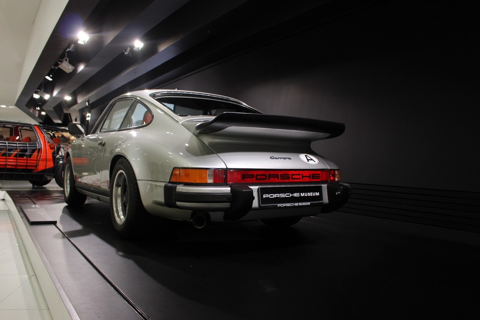 Porsche 911 Turbo Nr 1 - 1974 rok