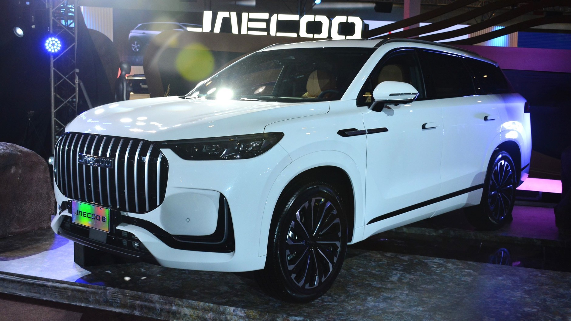 Jaecoo 8
