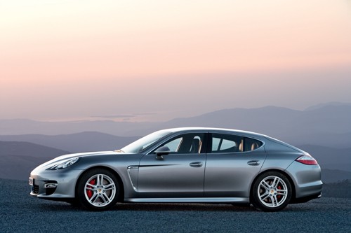Porsche Panamera - A jednak to Porsche...