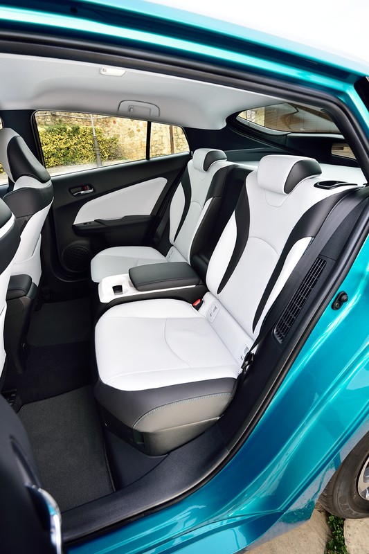 Toyota Prius Plug-in Hybrid 2017