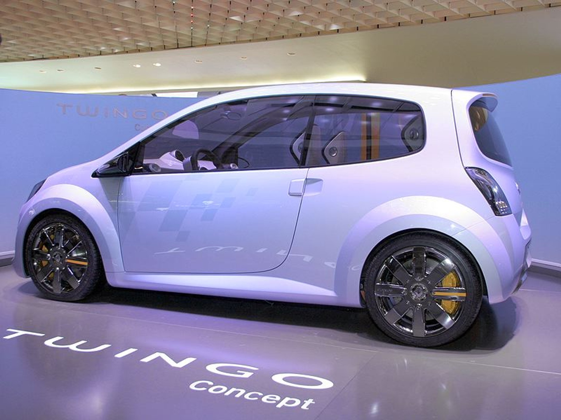 Paryż na żywo: fotogaleria z targów – Renault Twingo Concept