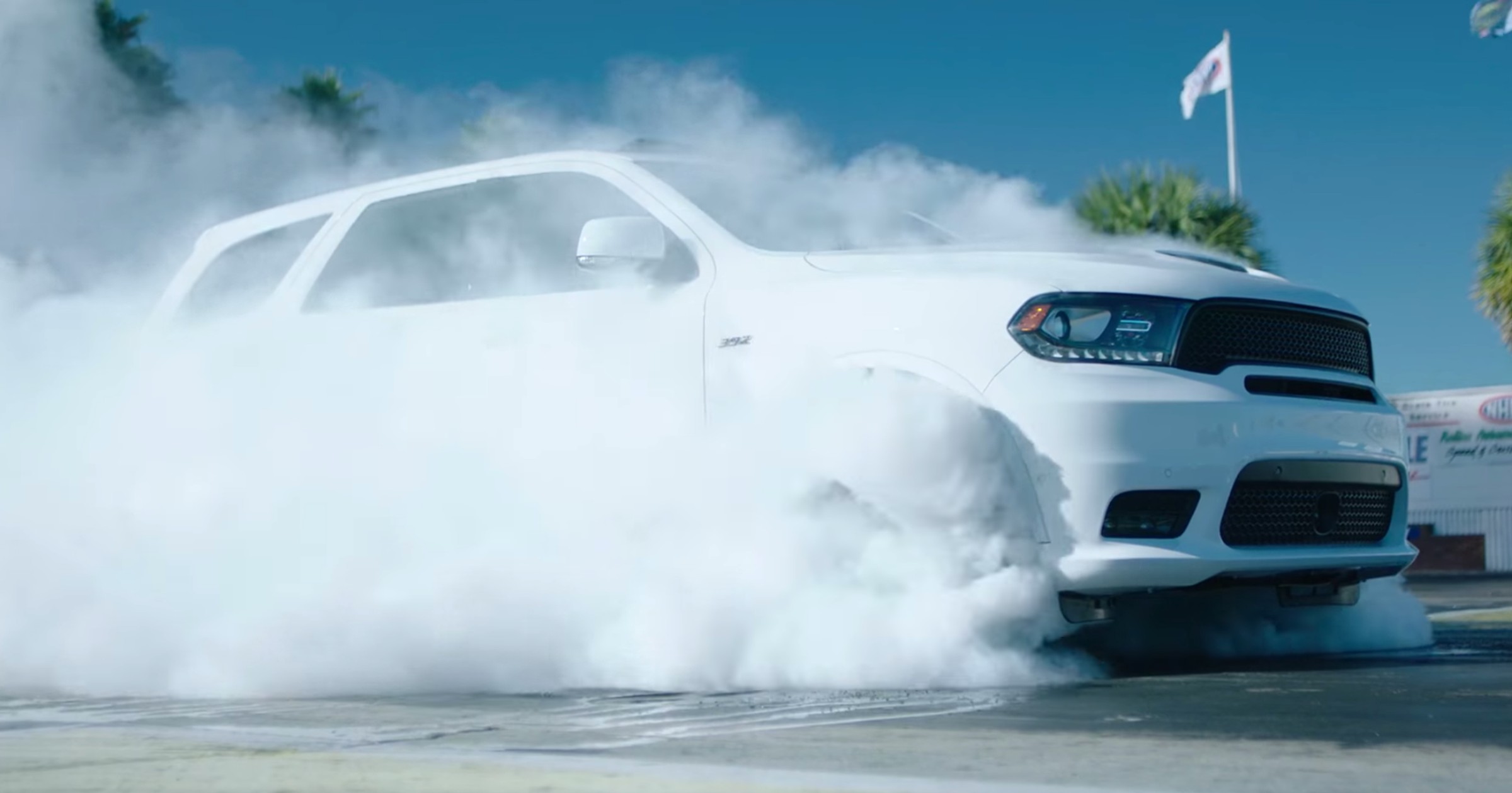 Dodge Durango SRT - burnout 4x4
