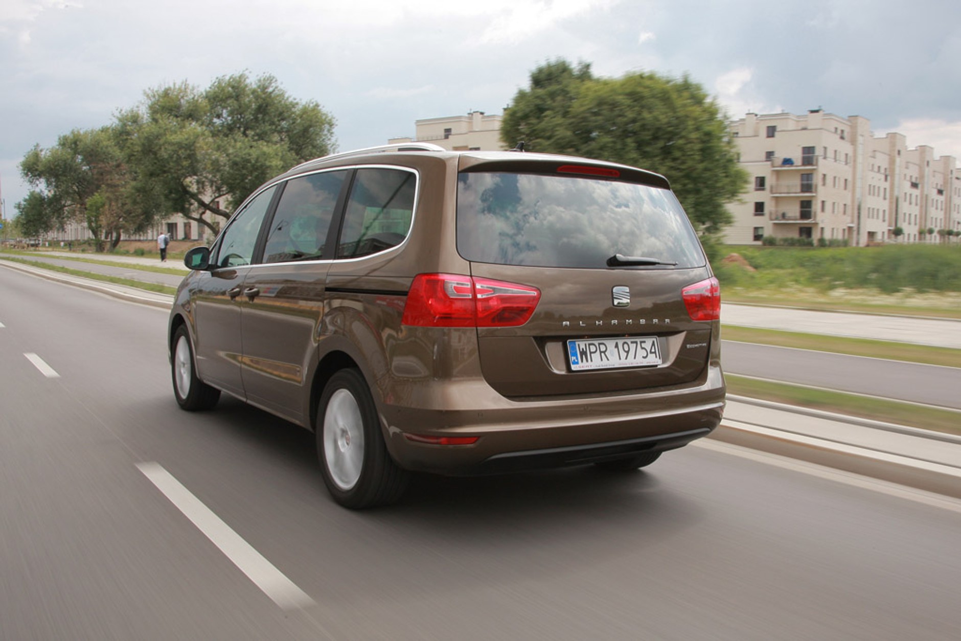 Seat Alhambra 2.0 TDI: mało sportu, dużo miejsca