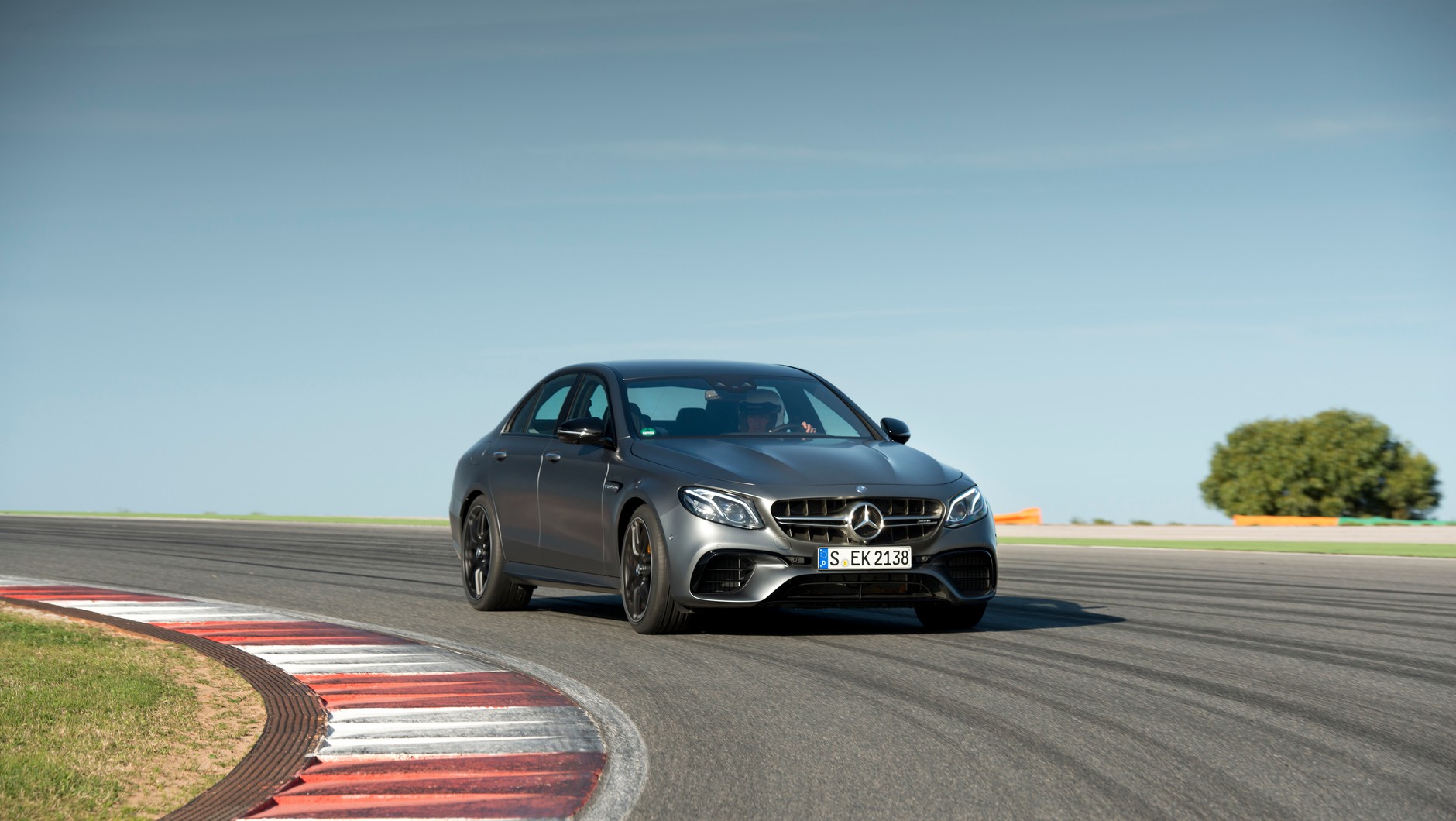 Mercedes-AMG E63