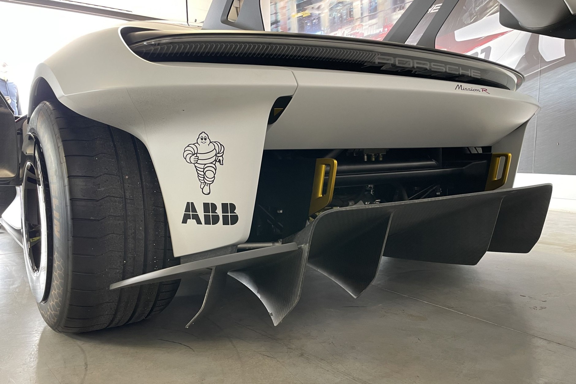 Porsche Mission R