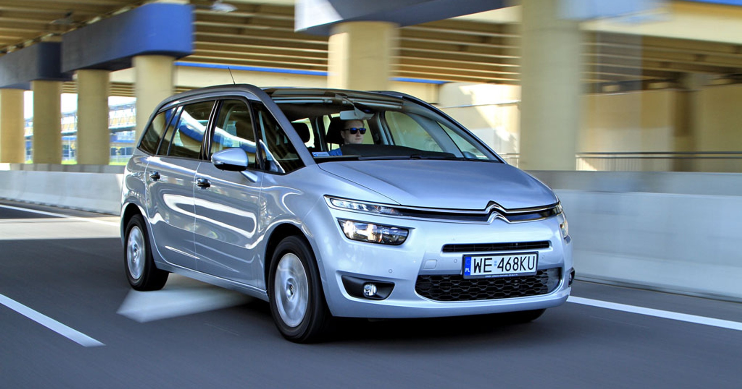 Citroen Grand C4 Picasso 1.2 PureTech - 3 cylindry na 7 pasażerów