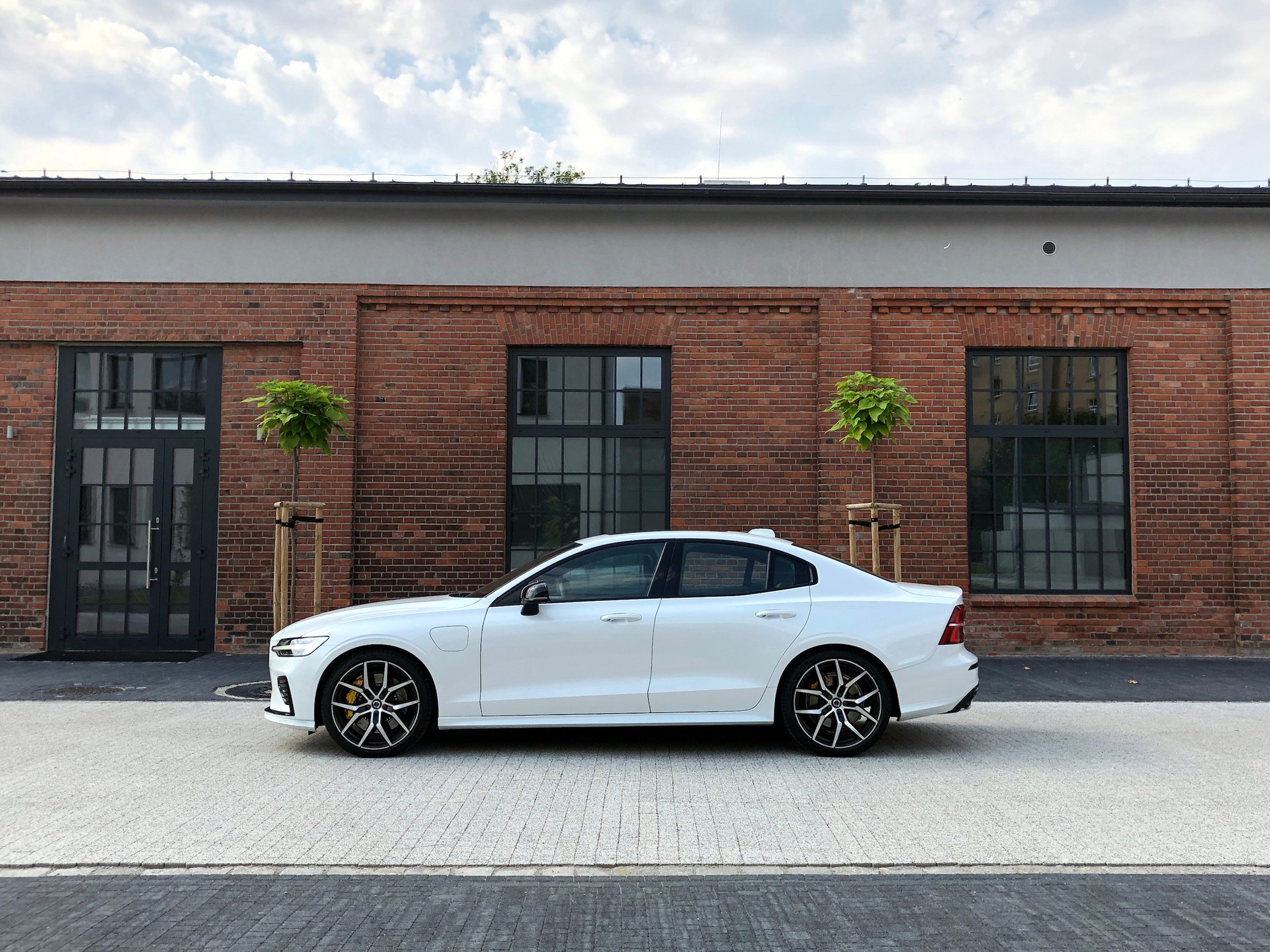 Volvo S60 T8 Polestar Engineered
