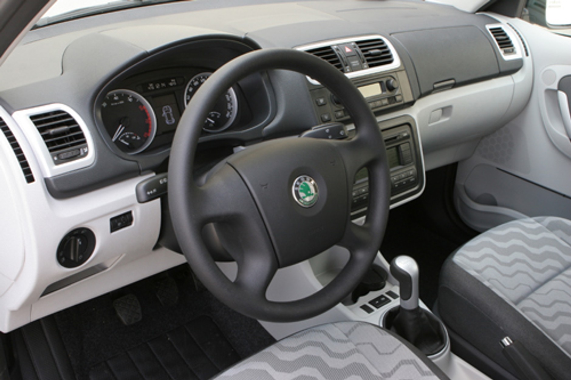 Skoda Fabia, Toyota Yaris i Ford Fiesta - Skoda na rynkowym dopalaczu