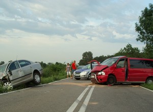 458 wypadków w długi weekend