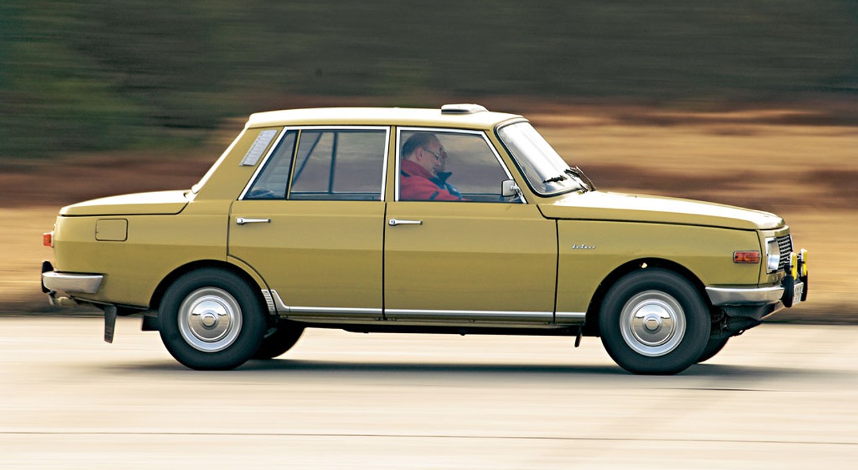 Jak faktycznie nazywały się Duży Fiat, Maluch, Syrena, Trabant czy Wartburg?