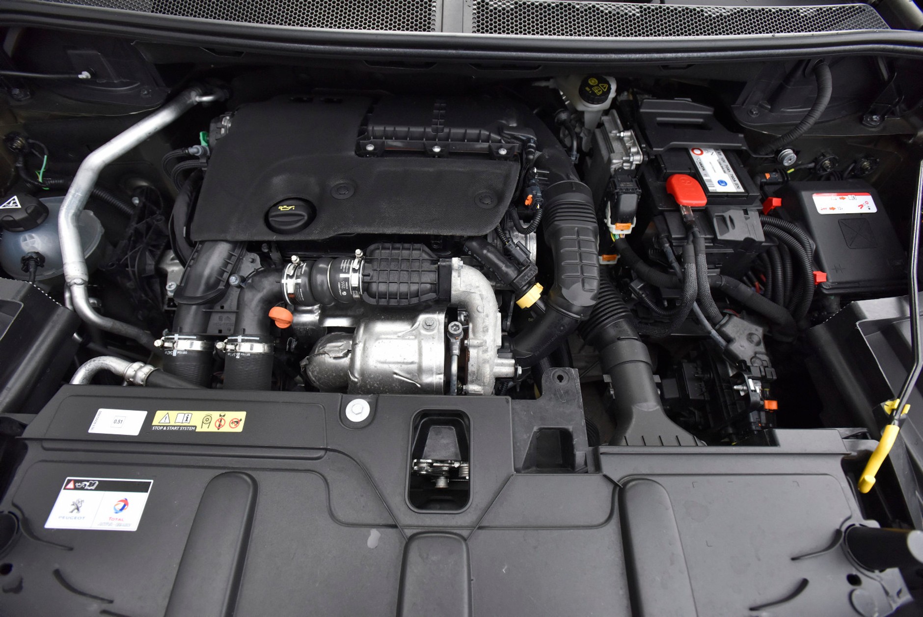 Nieduże silniki, wysokie ceny - Mitsubishi ASX, Nissan Qashqai, Peugeot 3008