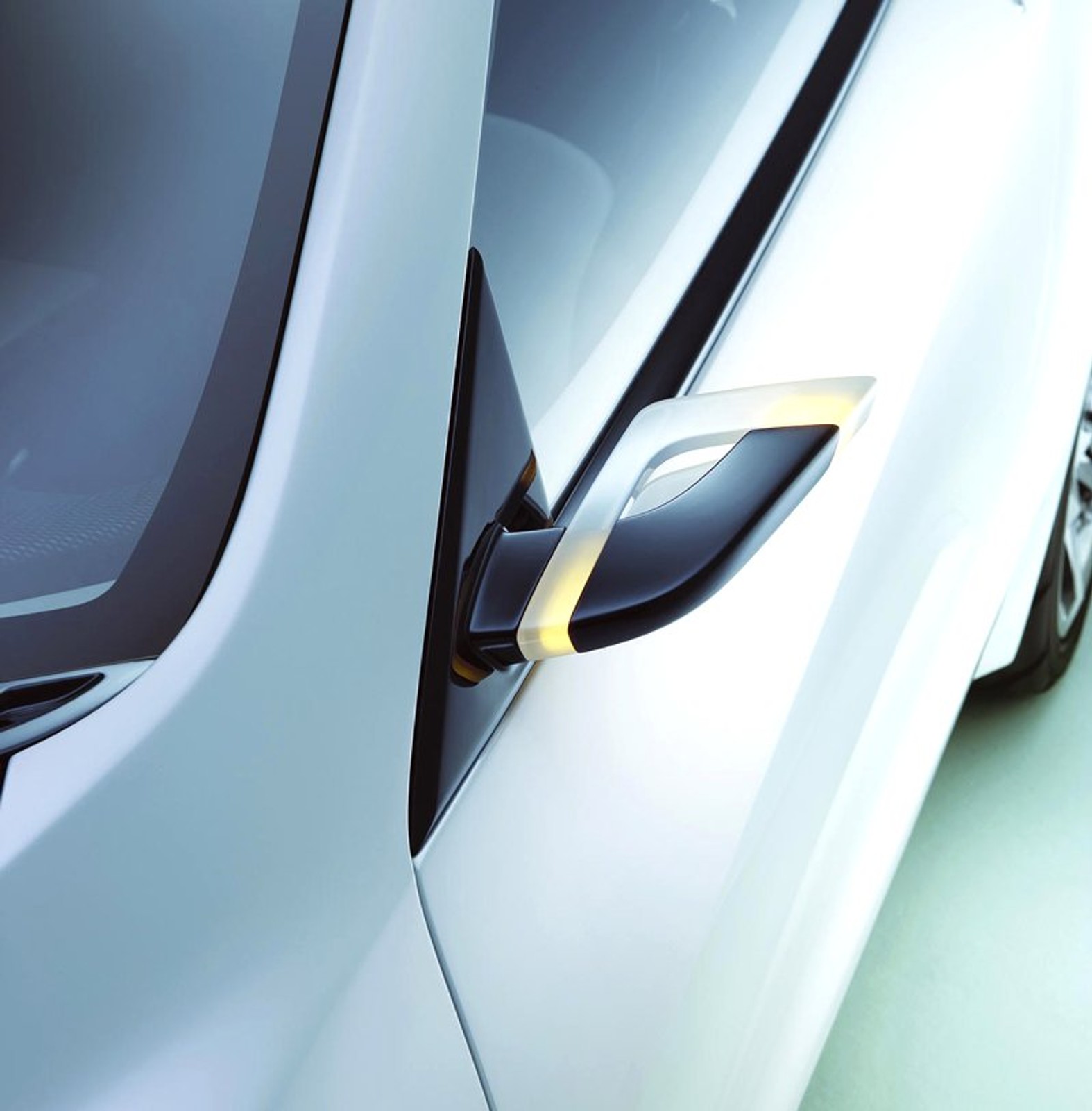 Honda CR-Z: małe hybrydowe coupé oficjalnie potwierdzone, premiera w 2010 roku