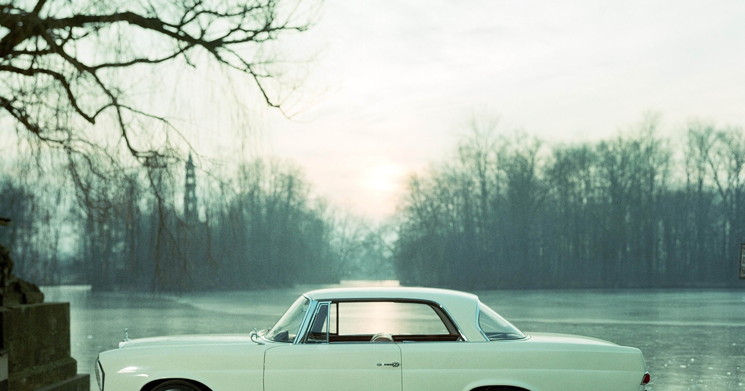 Mercedes W111