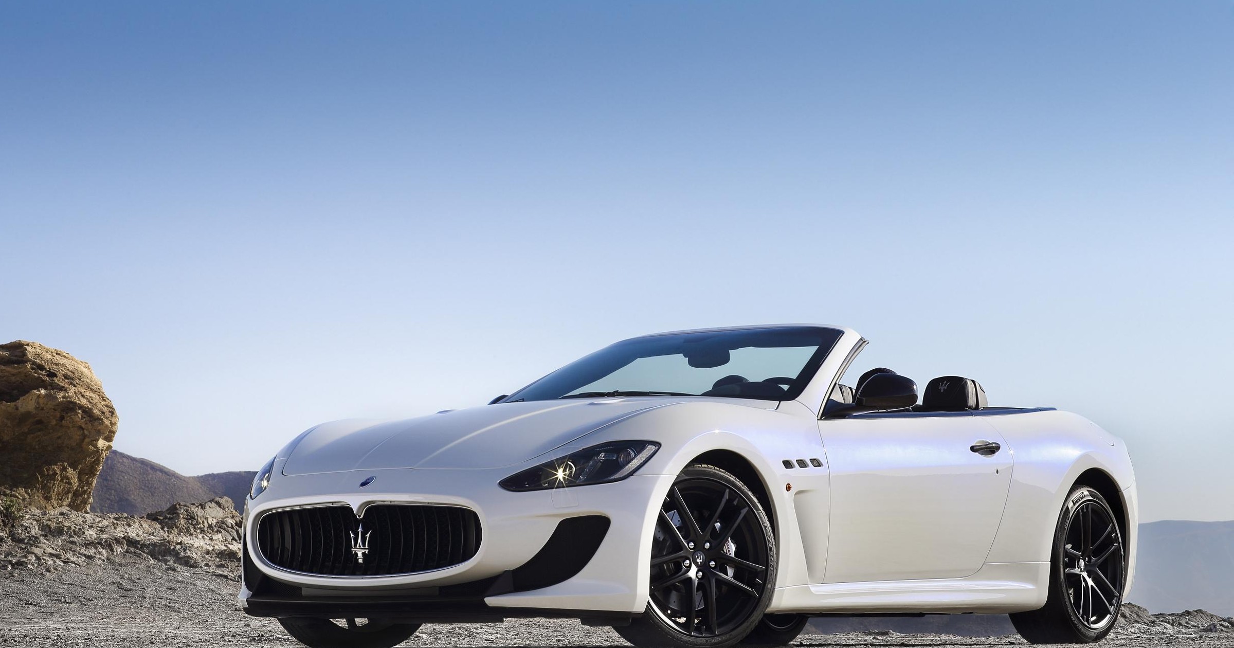 Uwodzicielskie Maserati GranCabrio MC