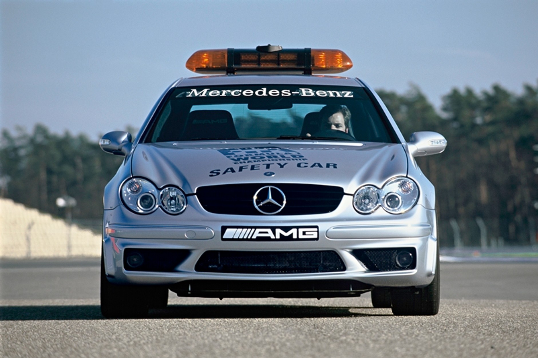 Mercedes SLS AMG to najszybszy safety car świata, ale znalazłem jeszcze kilka ciekawszych
