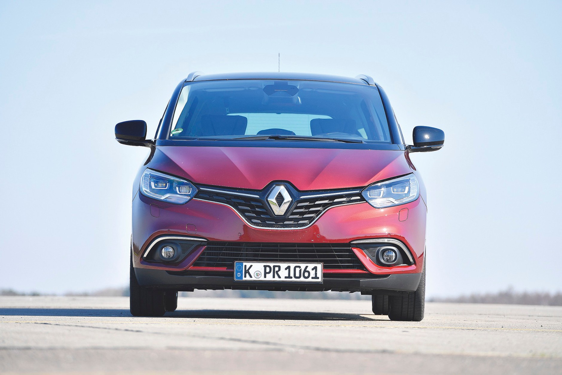 Porównanie: Ford Grand C-Max, Opel Zafira, Renault Grand Scenic, Volkswagen Touran