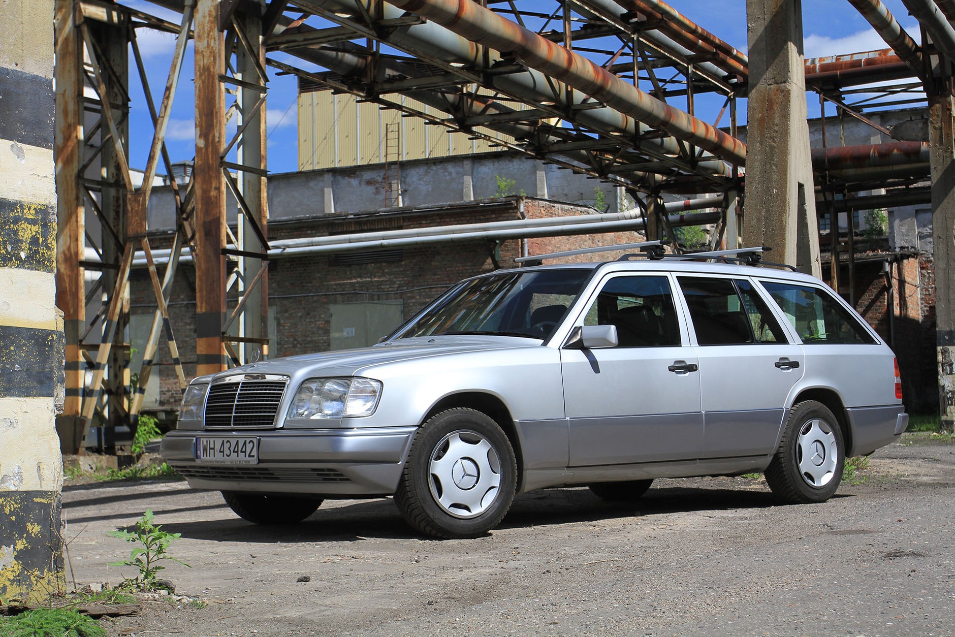 Mercedes W124 -  cena auta z roku 1995 - 18 500 zł