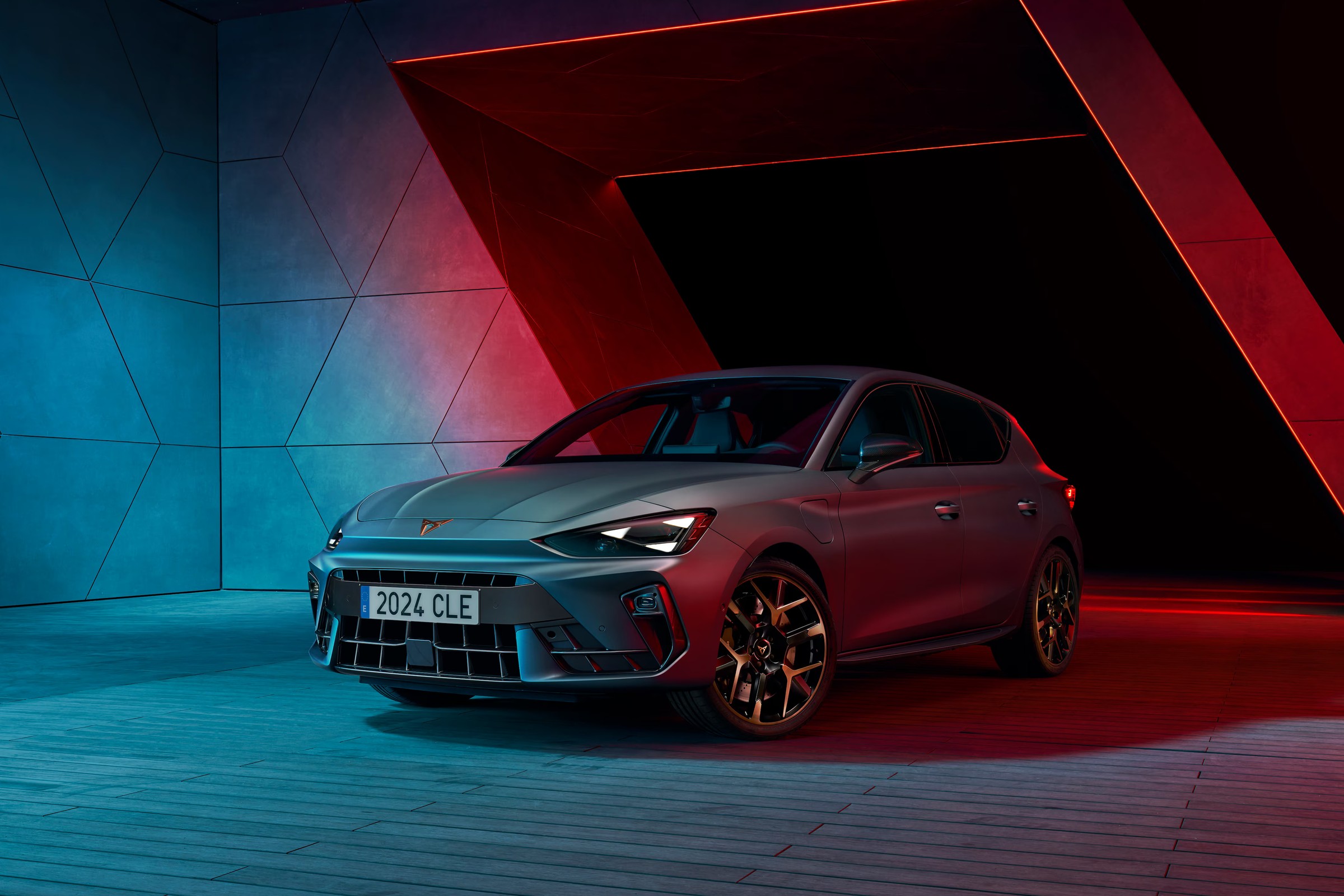 Leon za 23 tys. zł mniej. Cupra ruszyła z wyprzedażami