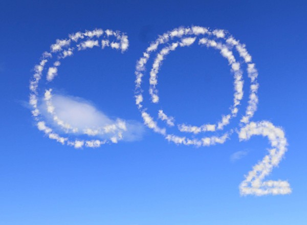 Jak dajemy się nabić w butelkę z... CO2