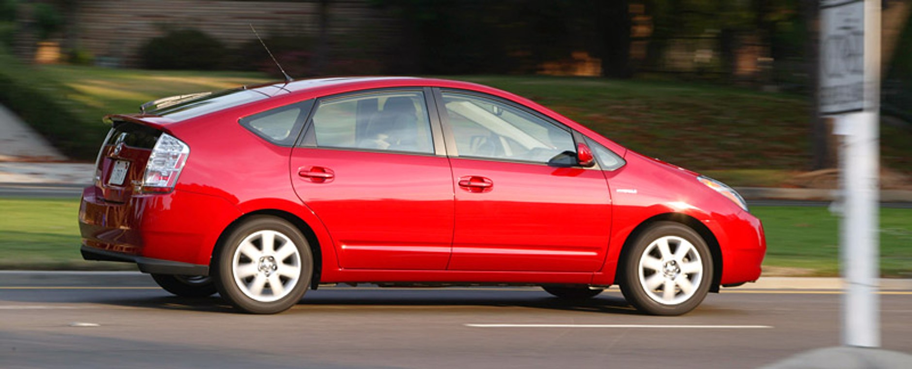 Toyota: ponad milion sprzedanych Priusów