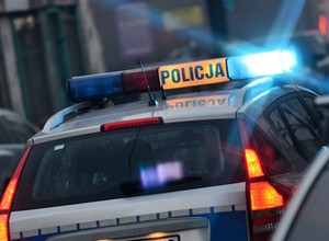 Pijany kierowca wjechał w plac zabaw. Jego wyjaśnienia są zaskakujące