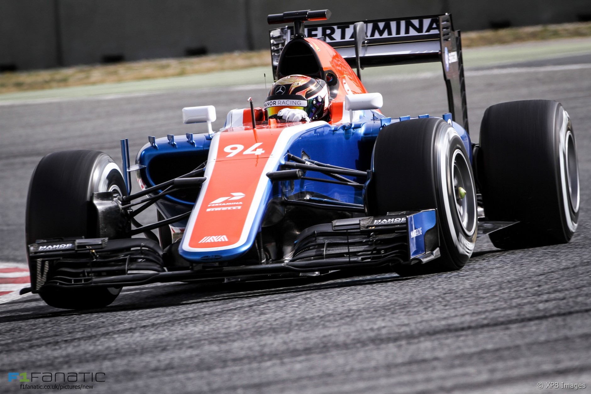Manor - Mercedes MRT05