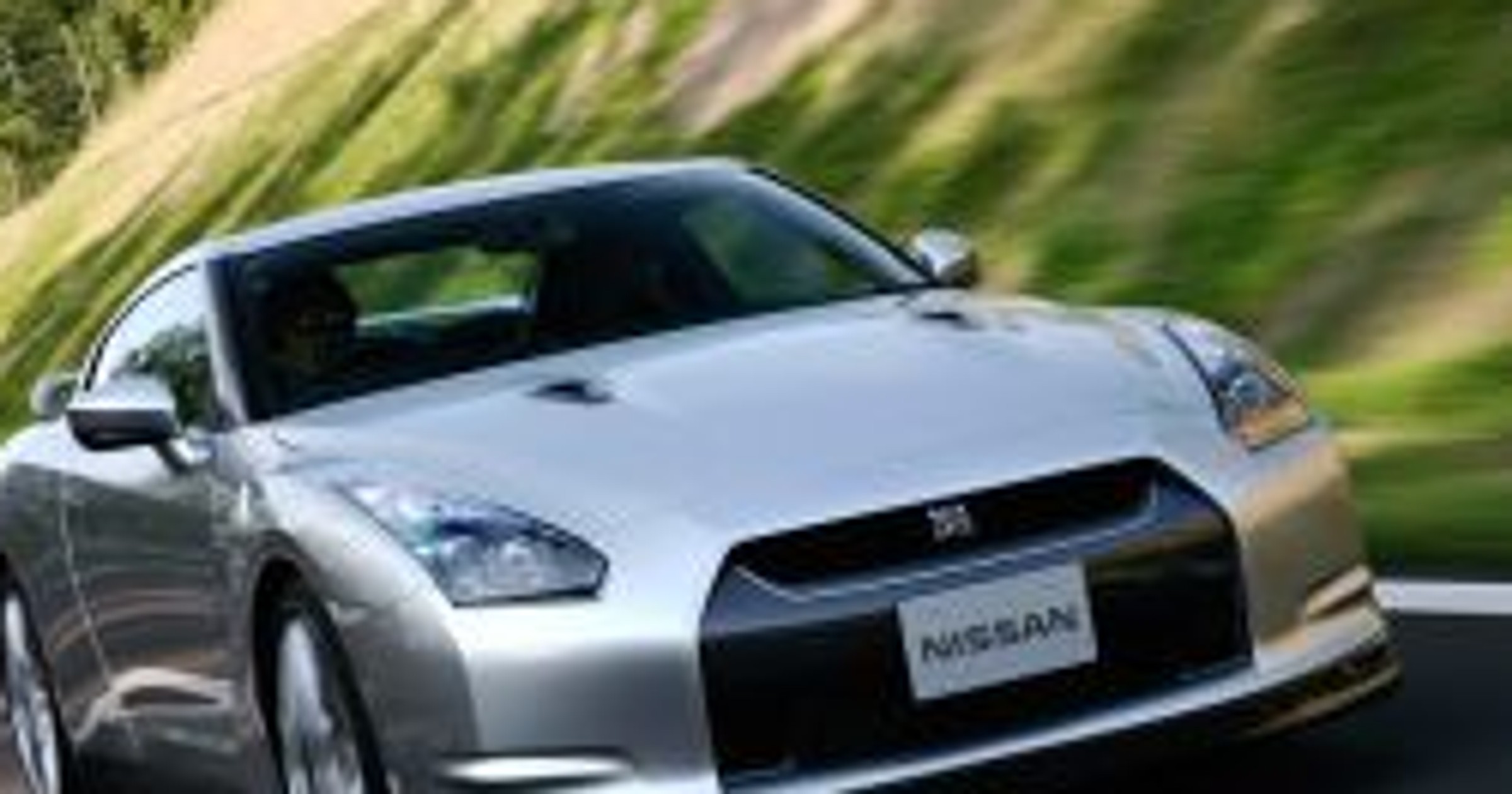 Nissan GT-R w Polsce już za 324,9 tys. zł