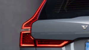 "Niezniszczalny" SUV Volvo znowu na pierwszym miejscu w Polsce. Mocno podgryza go Lexus
