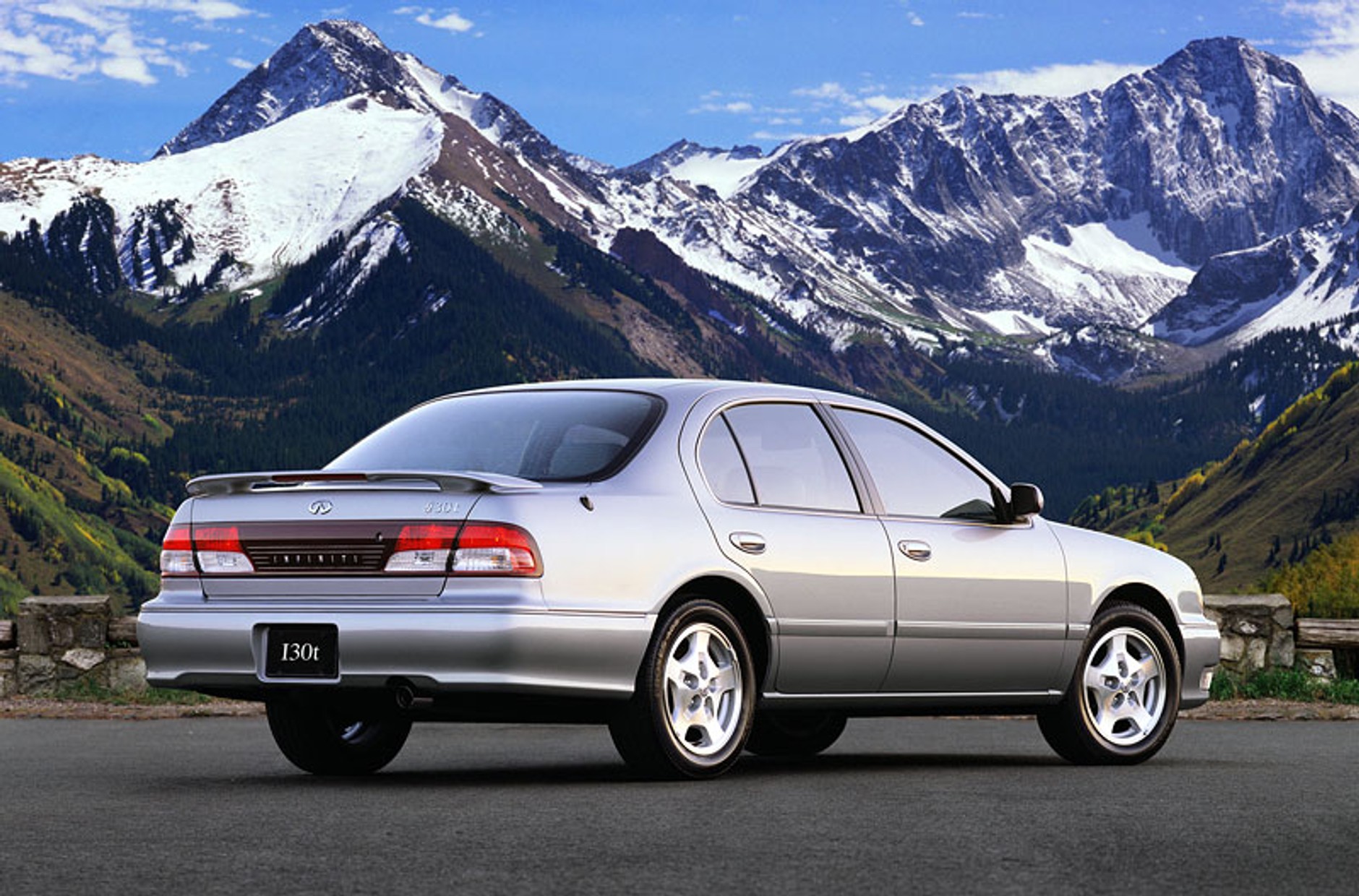 Infiniti: luksusowa marka Nissana świętuje dwudziestolecie