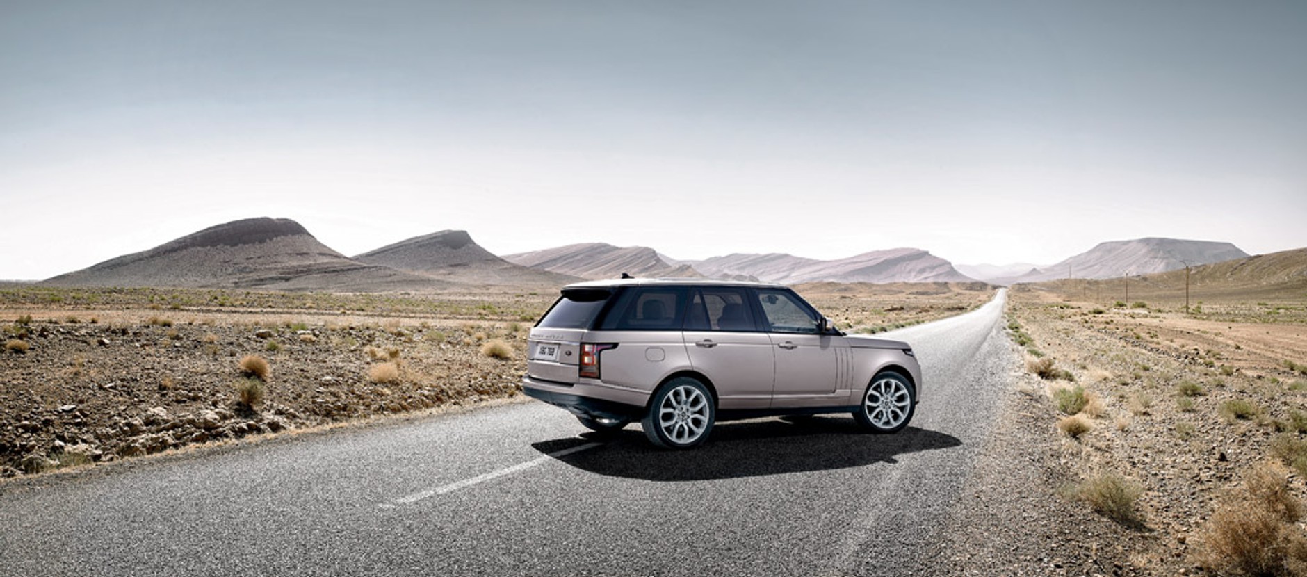 Już wiemy, jak jeździ nowy Range Rover