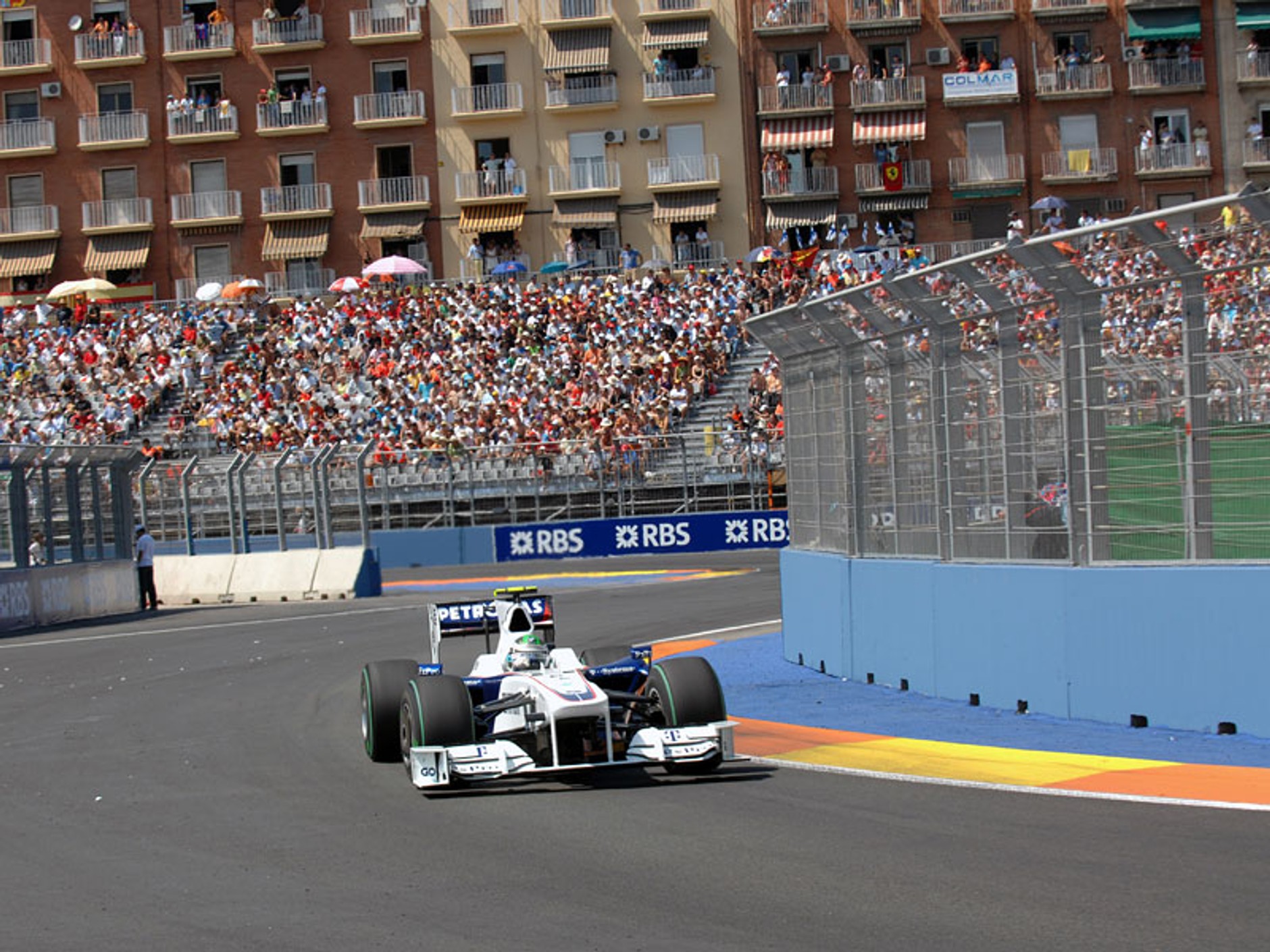 Grand Prix Europy 2009: szczęśliwy Barrichello (fotogaleria)