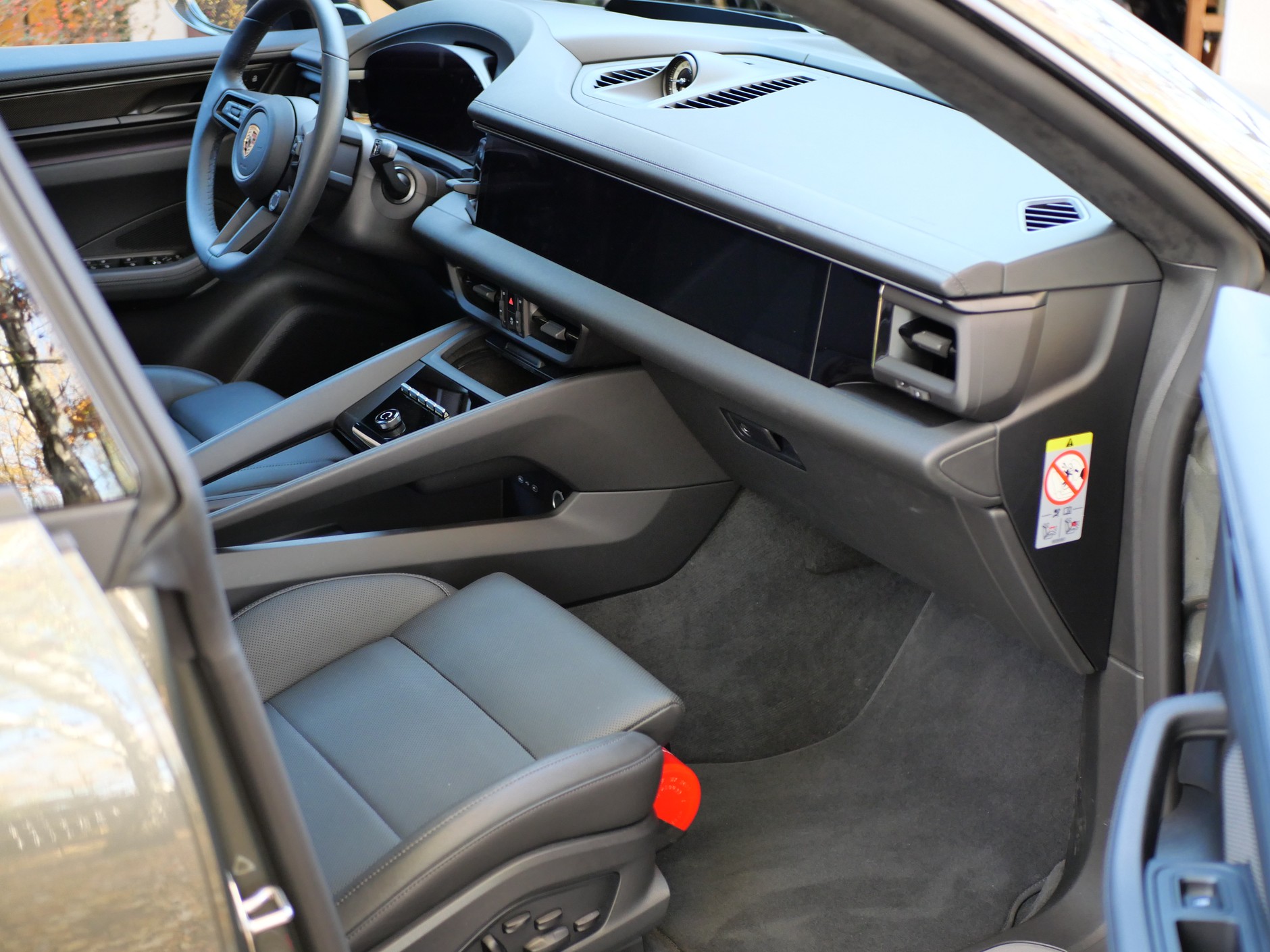 Porsche Macan 4 electric