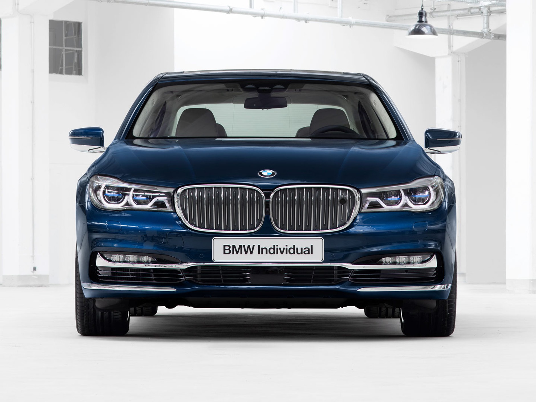 BMW seria 7 Next 100 years