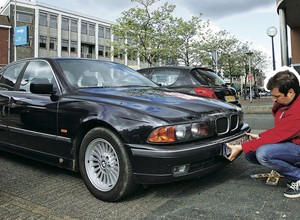 Kupiliśmy BMW z dieslem o złej sławie. Przebieg? Milion kilometrów. Rozkręciliśmy silnik. Denko tłoka czyste jak łza