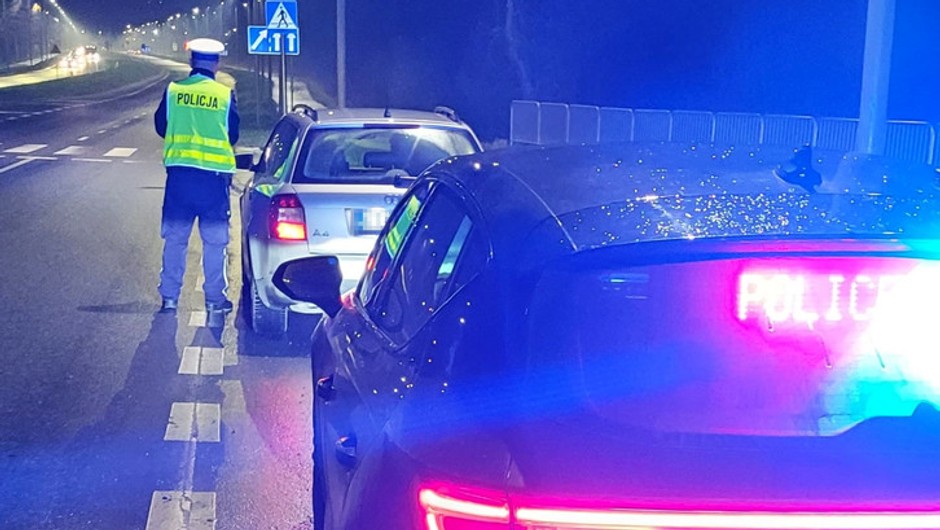 Policjanci całą noc prowadzili specjalną akcję. Brawura na drogach
