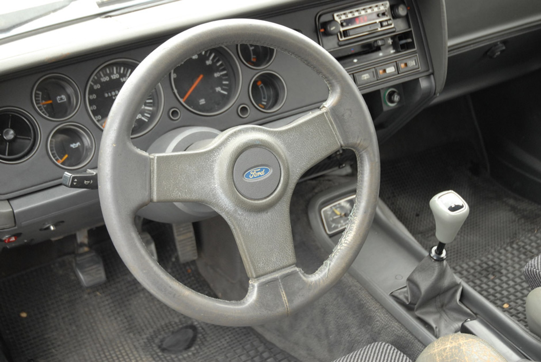 Capri to nie tylko wyspa: poznaj legendarnego Forda Capri