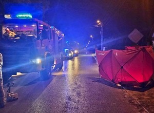 Śmiertelne potrącenie pieszego w Abramowie. Policja apeluje o pomoc