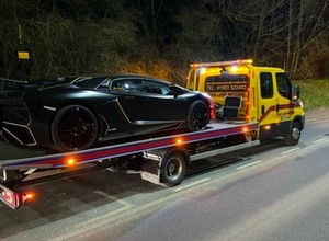 Odholowali Lamborghini za półtora mln zł, bo nie zapłacił kilku tys. podatku drogowego