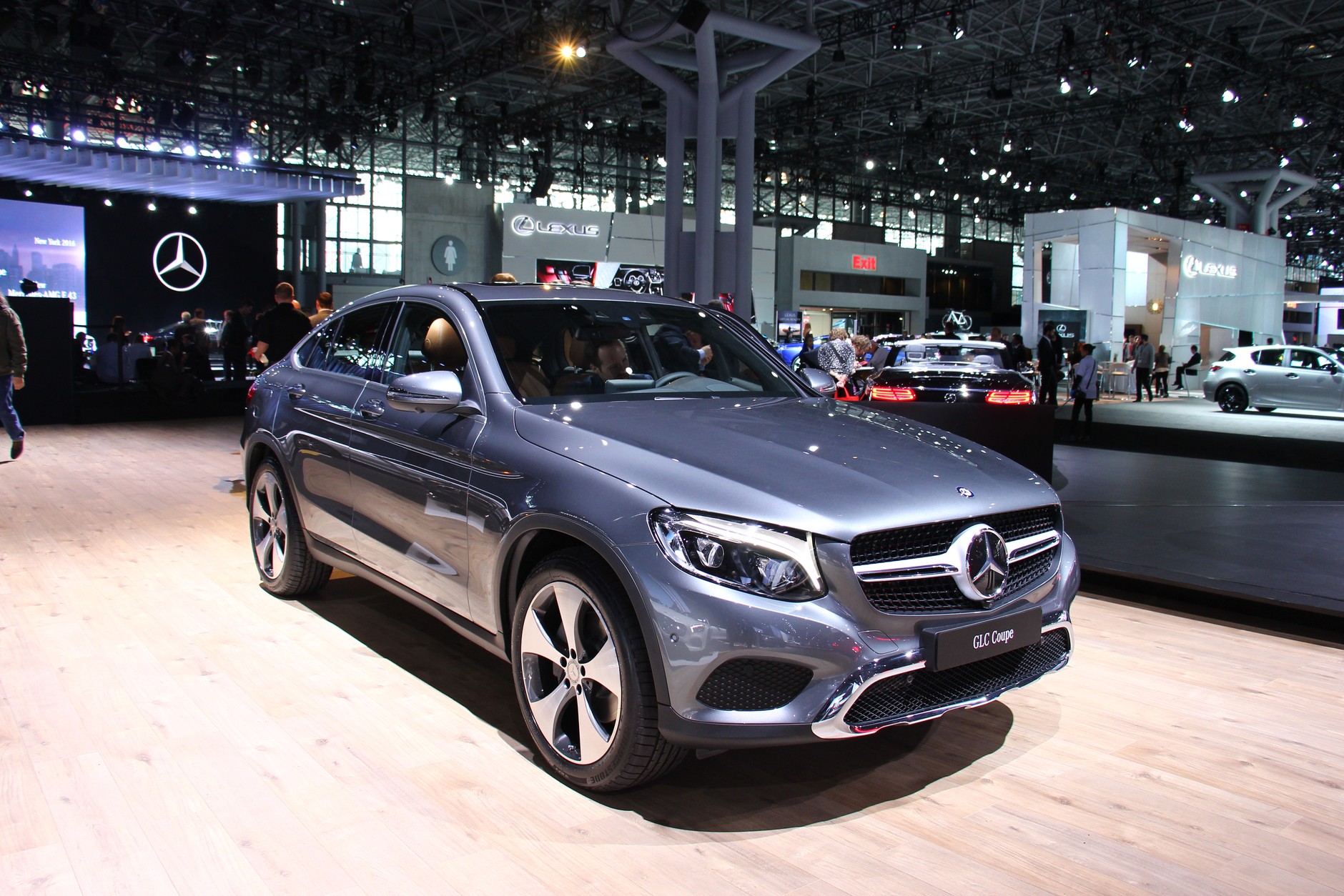 Salon samochodowy Nowy Jork 2016