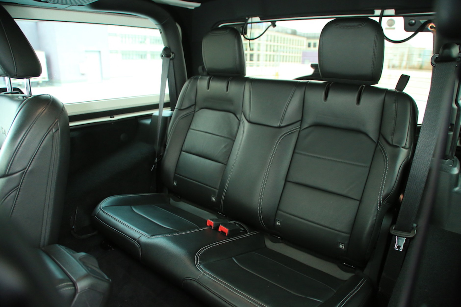 Jeep Wrangler Sahara – nie tylko na pustynię