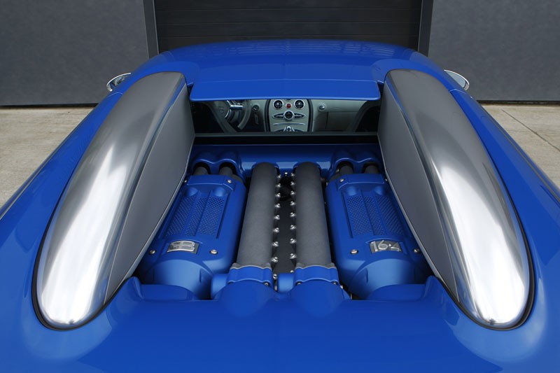 Genewa 2009: Bugatti Veyron Bleu Centenaire – stulecie w niebieskim