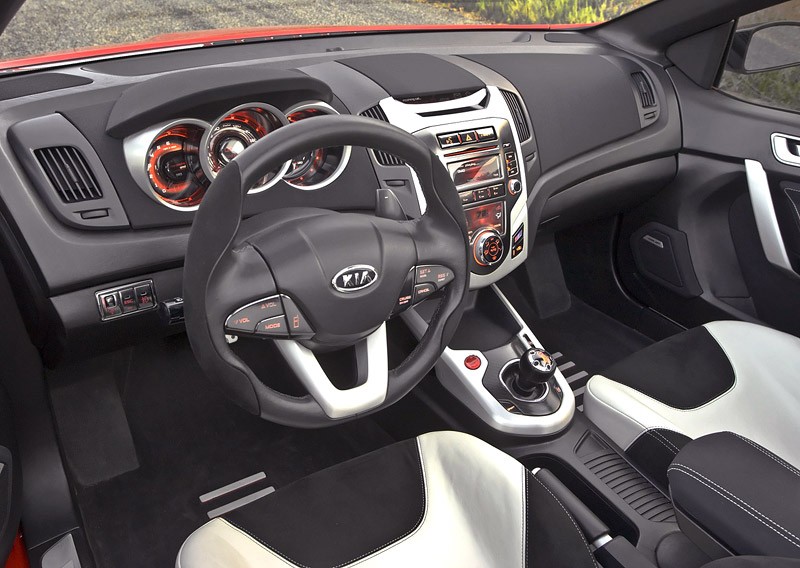Kia KOUP – koncept ostrego czteromiejscowego coupe