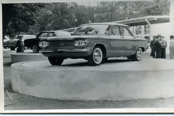 Targi Poznańskie, lata 60. Ekspozycja samochodów amerykańskich