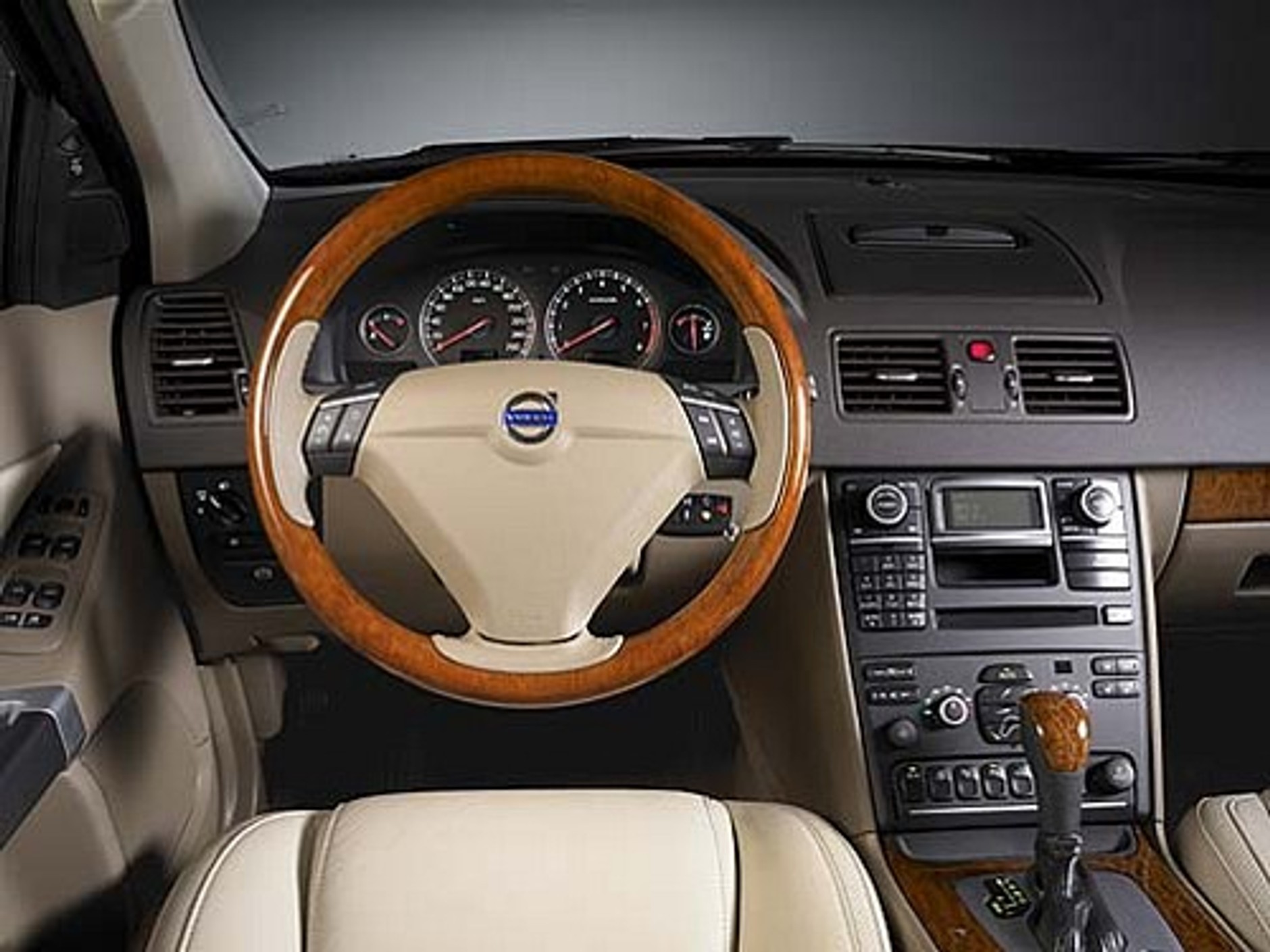 Face lifting Volvo XC90