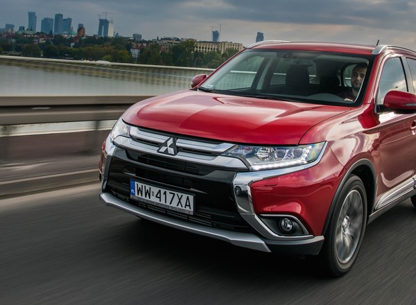 Mitsubishi Outlander FL 2.0 CVT 4WD – Znacznie lepiej, ale...