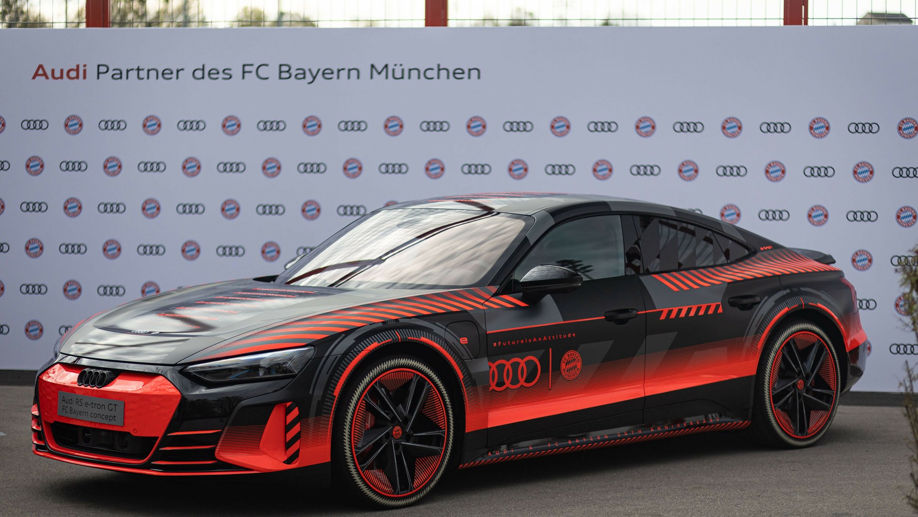 Jubileuszowe Audi RS e-tron GT