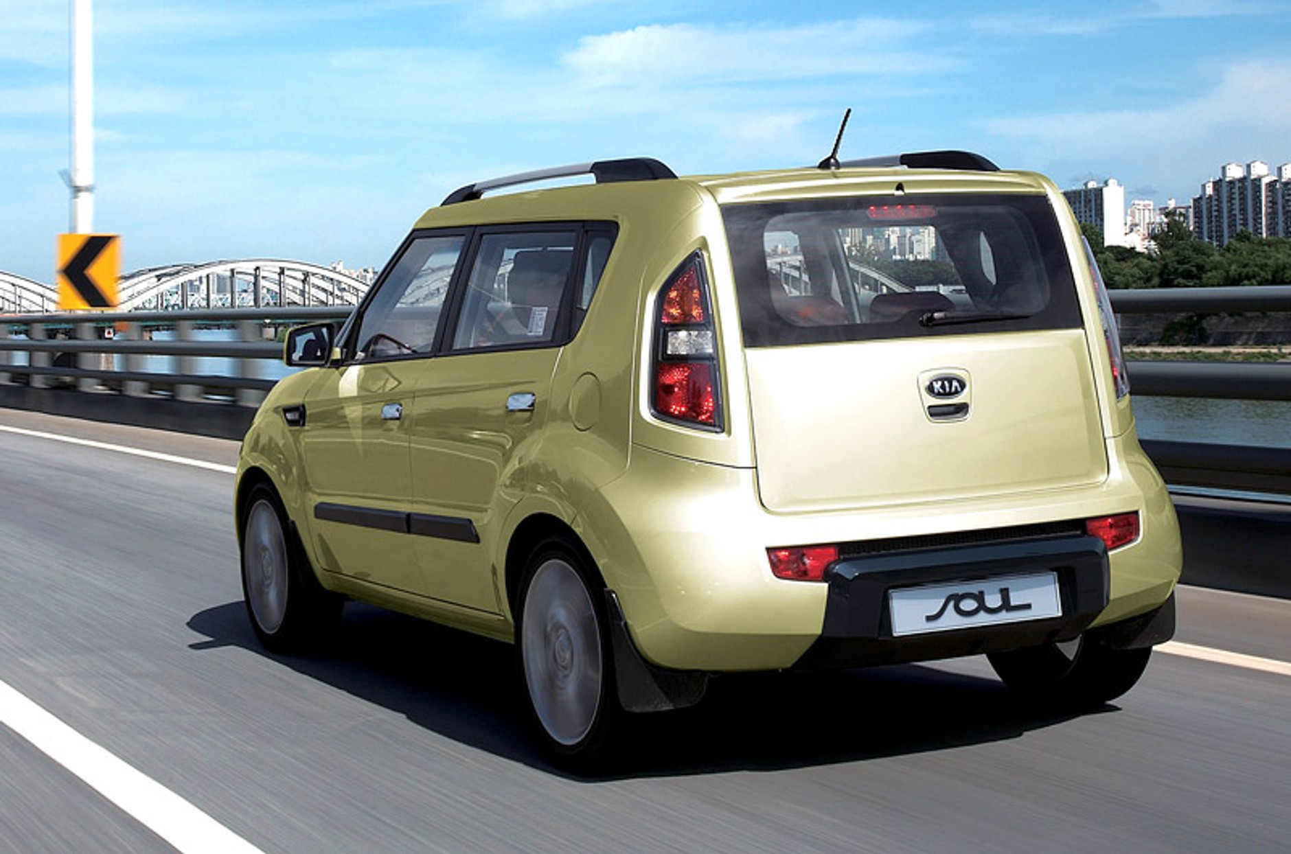 Kia Soul: oficjalne zdjęcia i dane techniczne