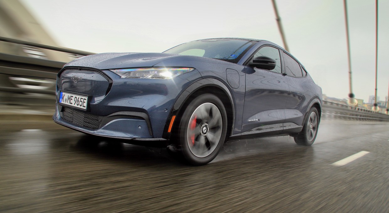 Ford Mustang Mach-E - dla tych, co nie lubią Tesli