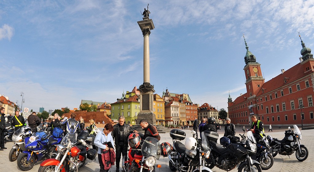 Ci wspaniali prawnicy na swych błyszczących maszynach