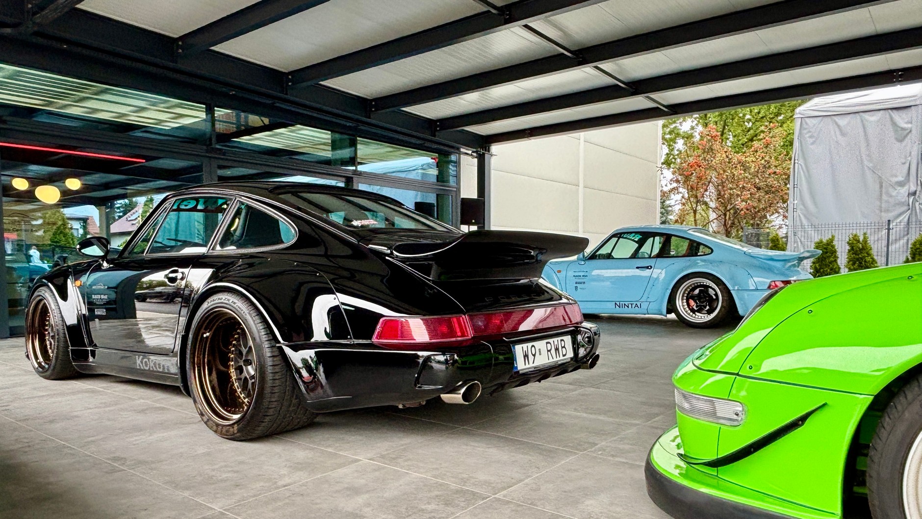 Otwarcie nowej siedziby 911 Garage i budowa kolejnego RWB